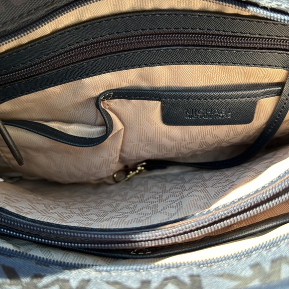 Brand new with tags MK navy purse! - Picture 4 of 6